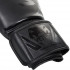 Перчатки боксёрские Venum Challenger 2.0 чёрного цвета с чёрным логотипом