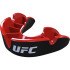 Капа боксёрская OPRO Silver Level UFC чёрного цвета снаружи, красного внутри