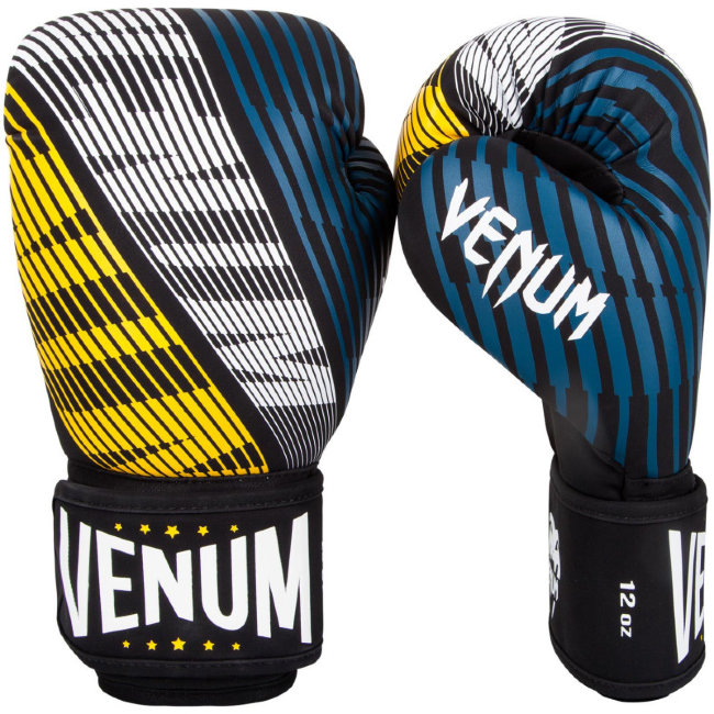 Боксёрские перчатки Venum Plasma